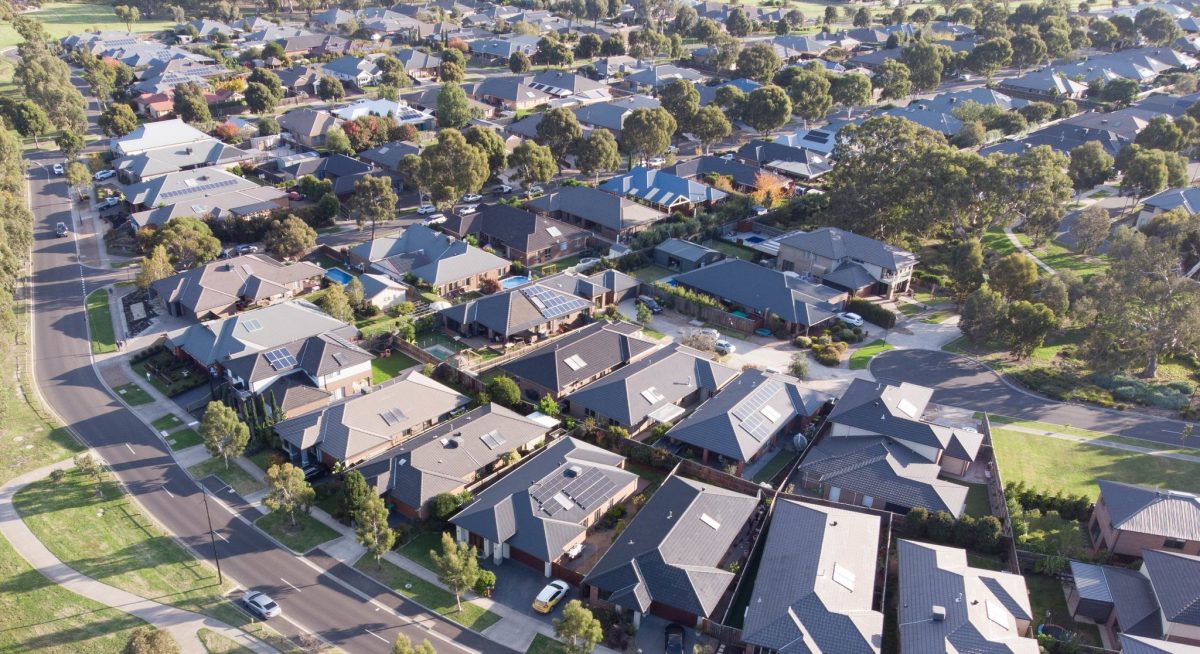 The Buyer’s Guide to Solar Panels Gold Coast | Solar Run